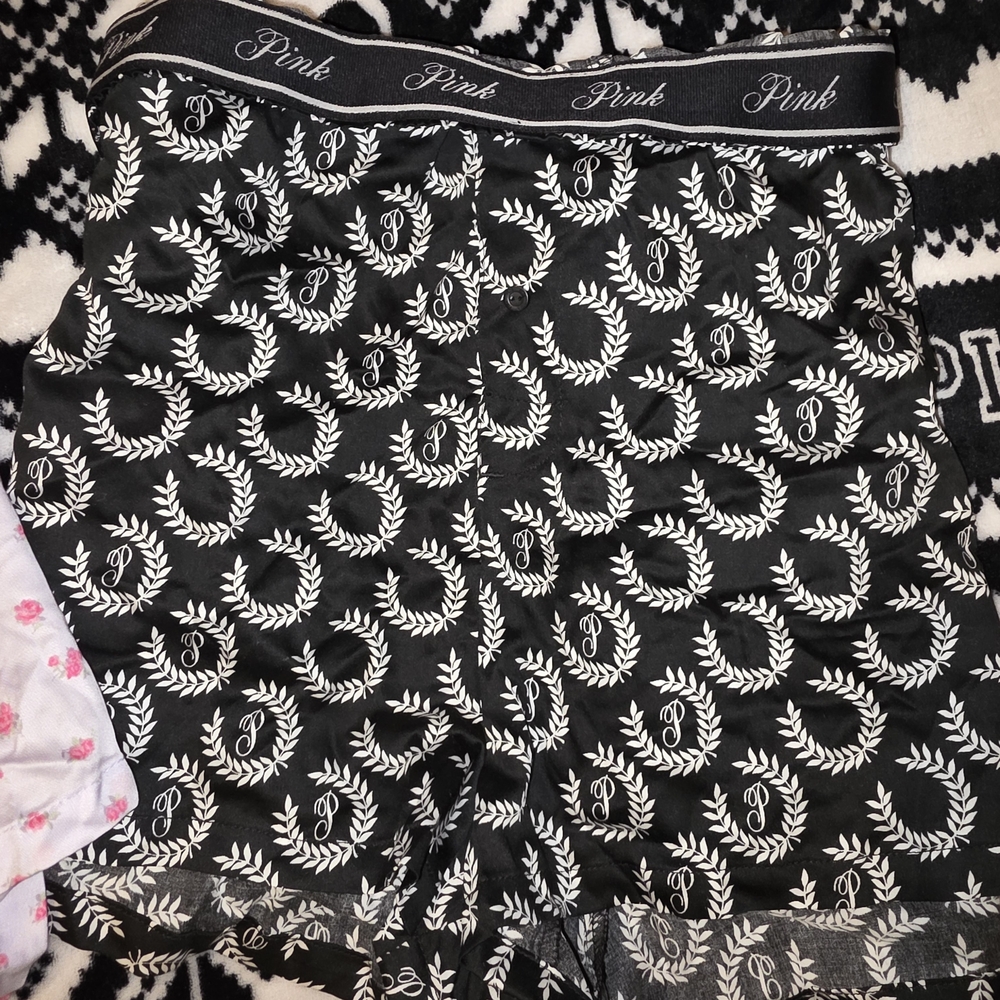 PINK Victoria's Secret Black and White Patterned Athletic Shorts
